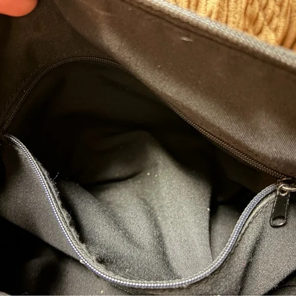 Vintage Etienne Aigner Black Leather Crossbody Purse - Picture 9 of 9